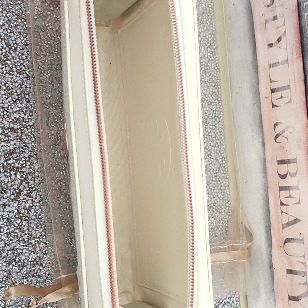 6 Piece Multi-Use Wallet, Wristlet, Clutch, Purse & Crossbody w/Rose Gold Emblem - Picture 12 of 13